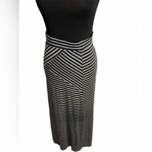 NWT Vintage Y2K 90s 2b bebe Grey/Black Striped Maxi Skirt XS